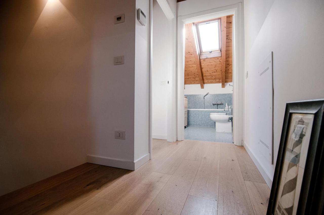Modern Luxury Attic - Bymyhomeincomo Eksteriør billede